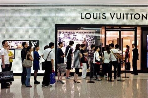 louis vuitton chinese target customer pdf|The Analysis of Louis Vuitton’s Marketing Strategy in China .